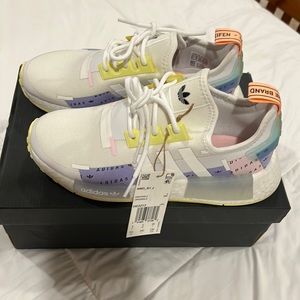 Adidas YOUTH SIZE 5.5 Sneakers. Brand New. Never worn.